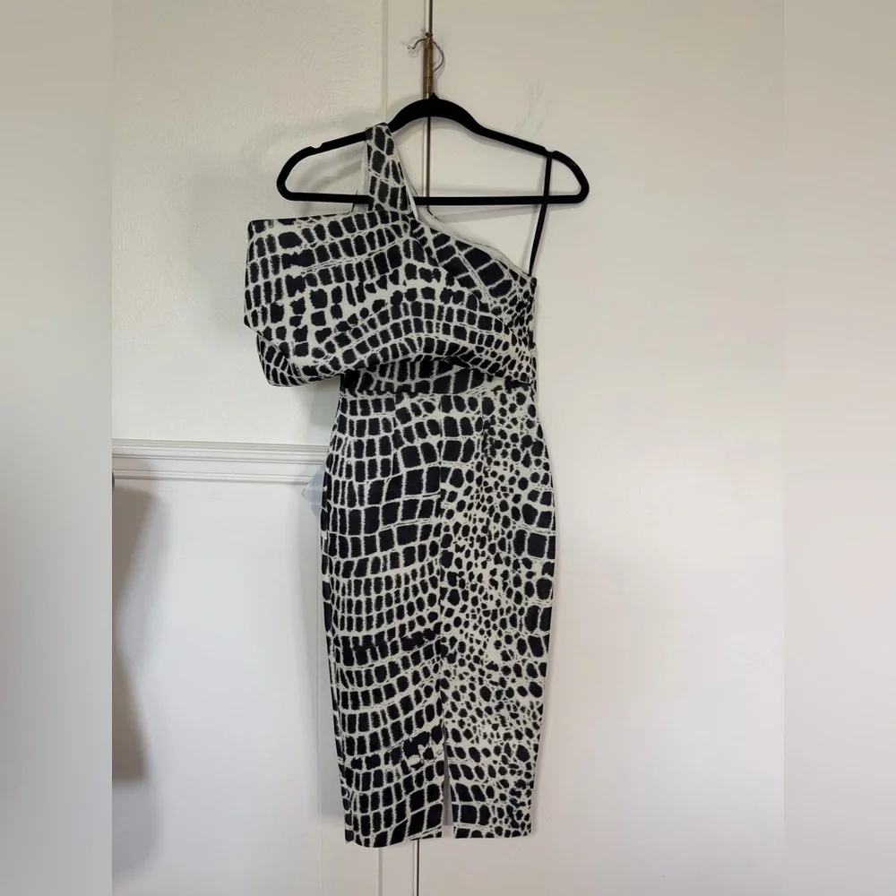 ASOS DESIGN Ribbed off-the-shoulder midi sheath dress  snake print size 2 - Picture 7 of 11